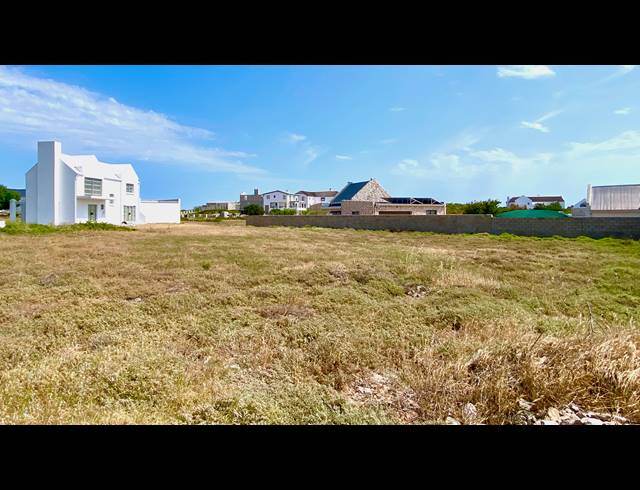 1,030M² VACANT LAND FOR SALE IN DUYKER EILAND